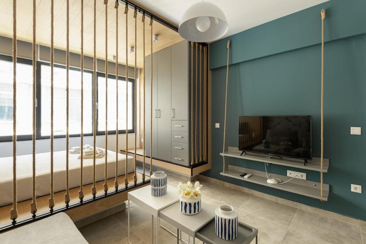 Innovative Urban Boho In Ladadika Apartment *